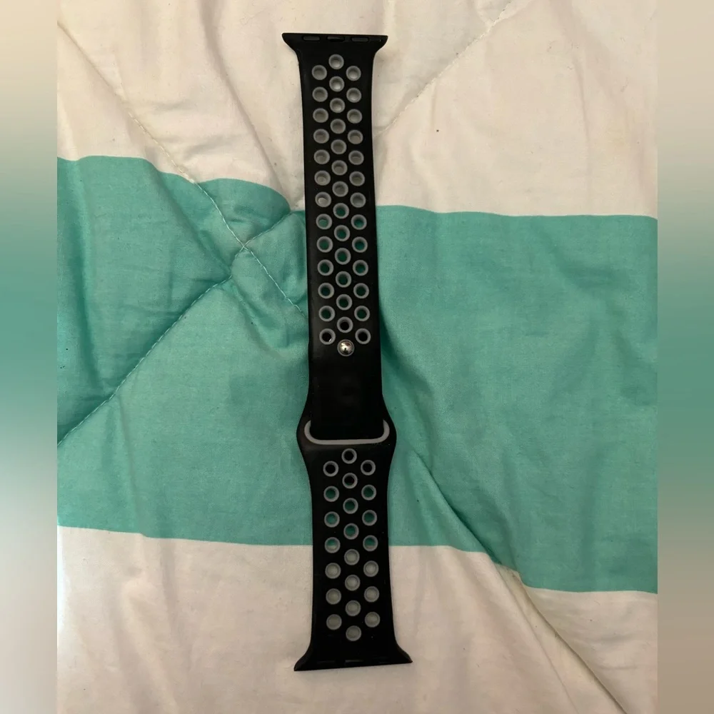 Nike Apple Watch workout band